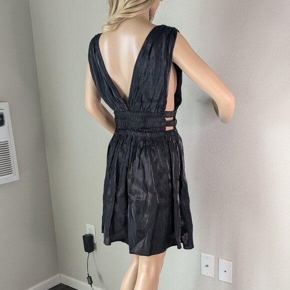 Heart & Heels Dress Juniors XL Black Cutout Plunge Front/Back Metallic Party Fun - Picture 5 of 15